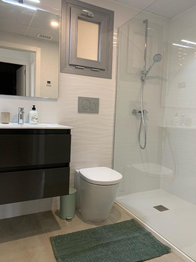 Apartamento Amalia Delux en Torrevieja Luaran gambar