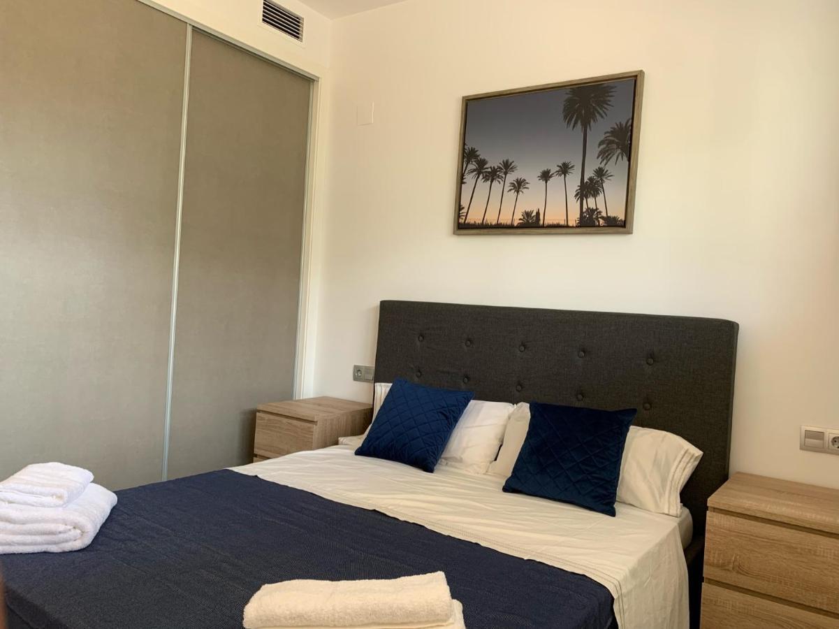 Apartamento Amalia Delux en Torrevieja Luaran gambar